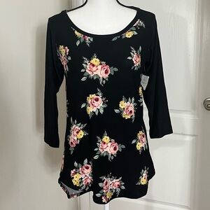 3/$25 NWT Just Be Medium M Floral Quarter Sleeve Shirt Stretch Black pink yellow